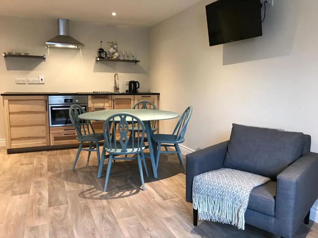 Bush House Accommodation - The Courthouse Apartment