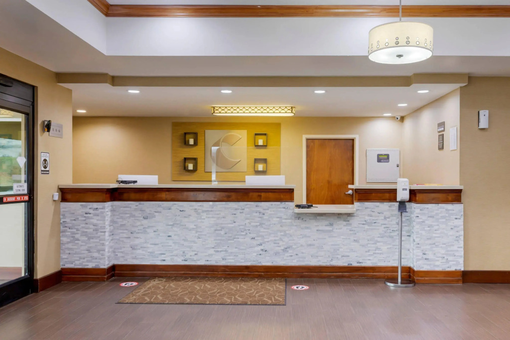 Comfort Suites Johnson City near University