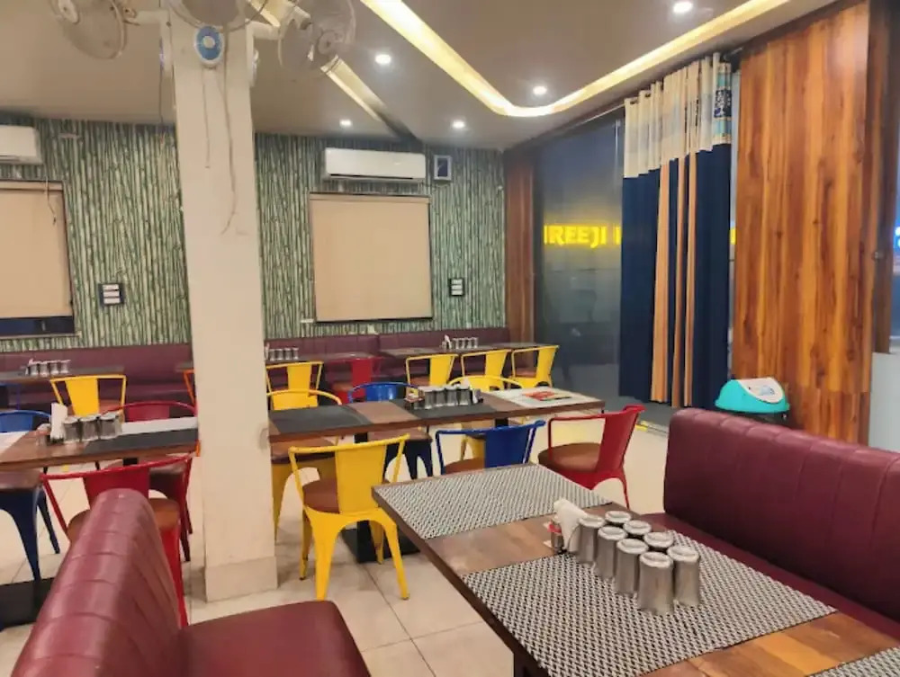 Hotel Shree Ji Inn
