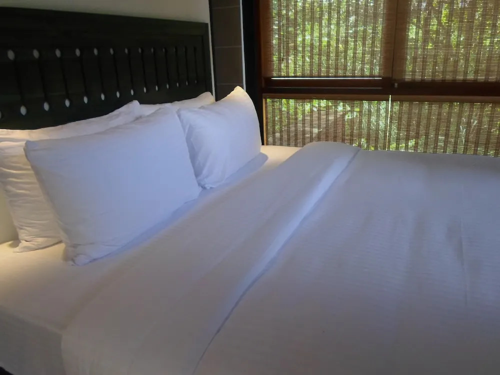 Sennya Resorts