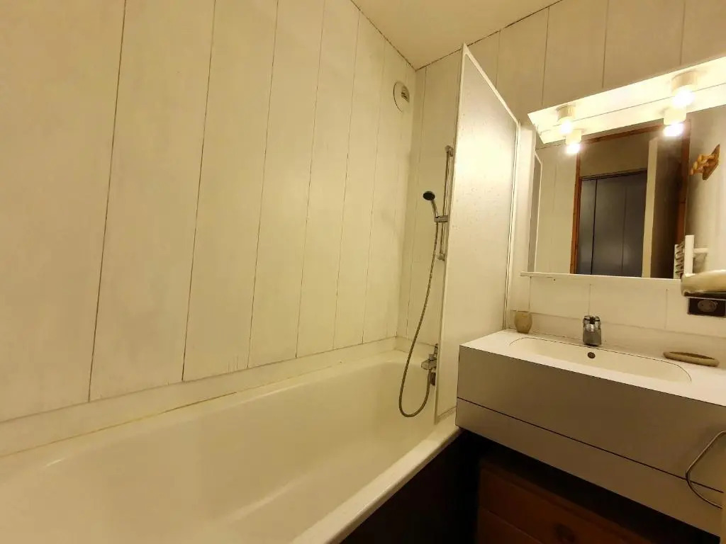 Appartement La Plagne, 2 pièces, 4 personnes - FR-1-353-61