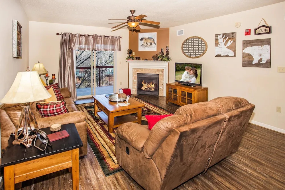 Cedar Lodge 403