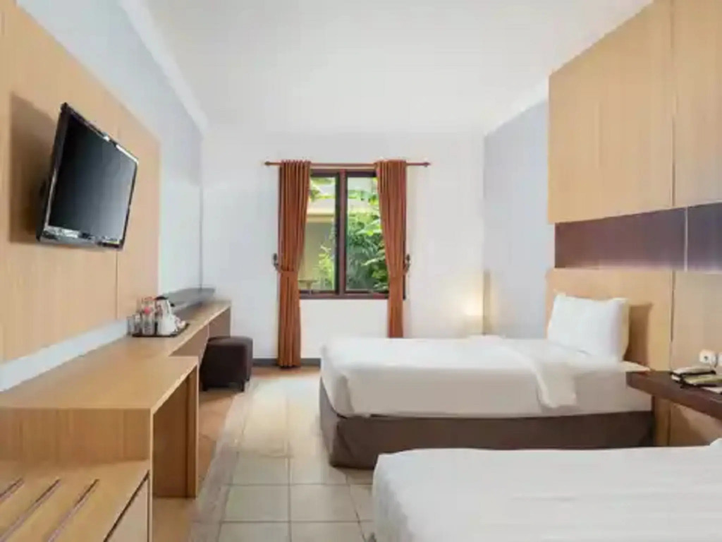 Lotus Garden Hotel