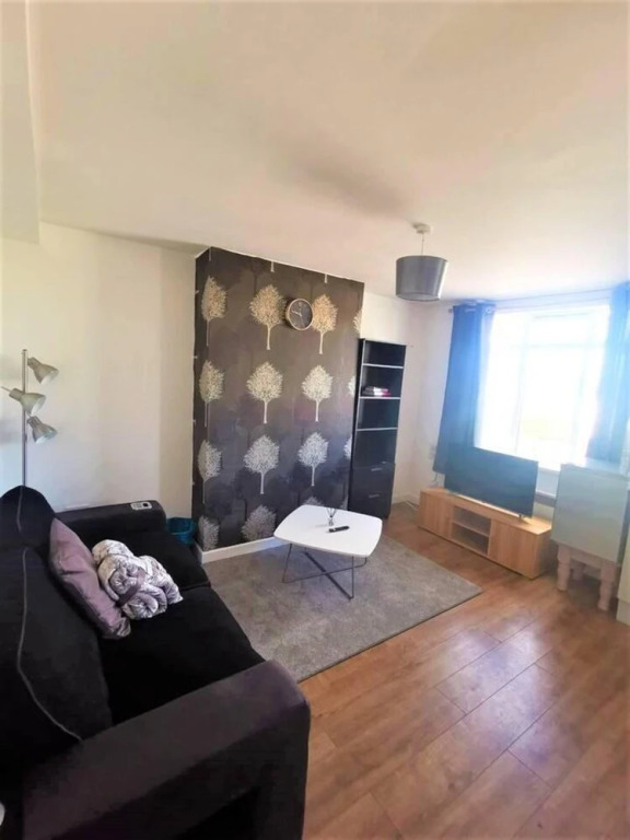 Stylish Luton Apartment With Wi-fi & Free Parking