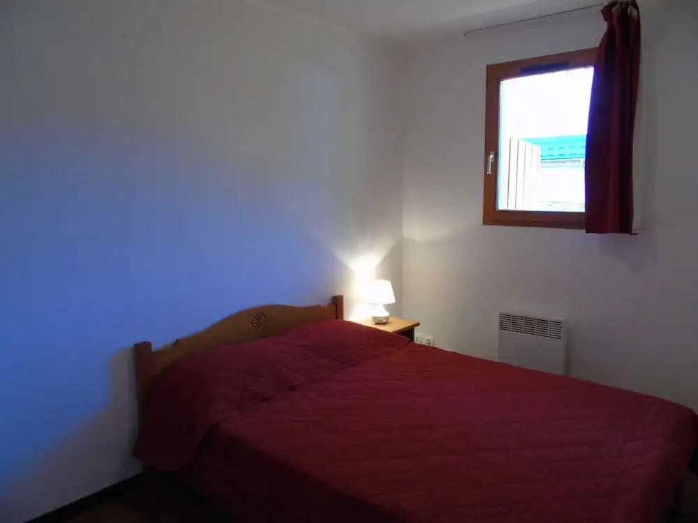 Lou Services Apartment CB43 LSI 001