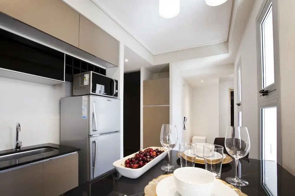 Le Montreal Apartments