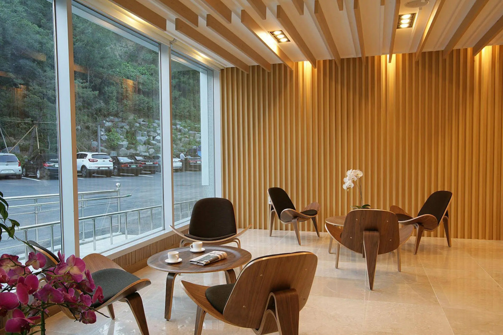 Y Ocean Tourist Hotel