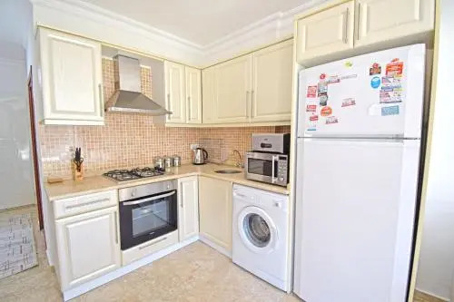 A2 Arnna Apartments
