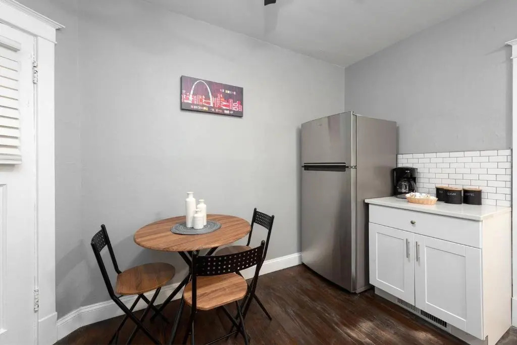 Trendy 1br in Garden District
