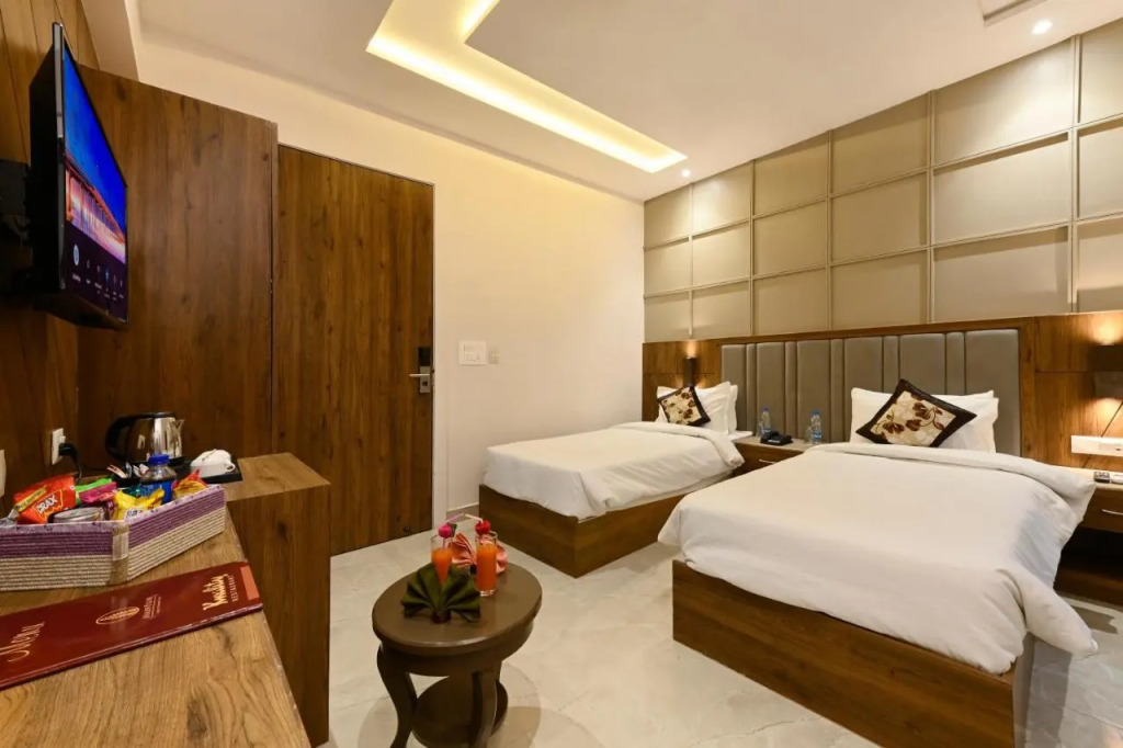 Hotel Avalon Palms Agra