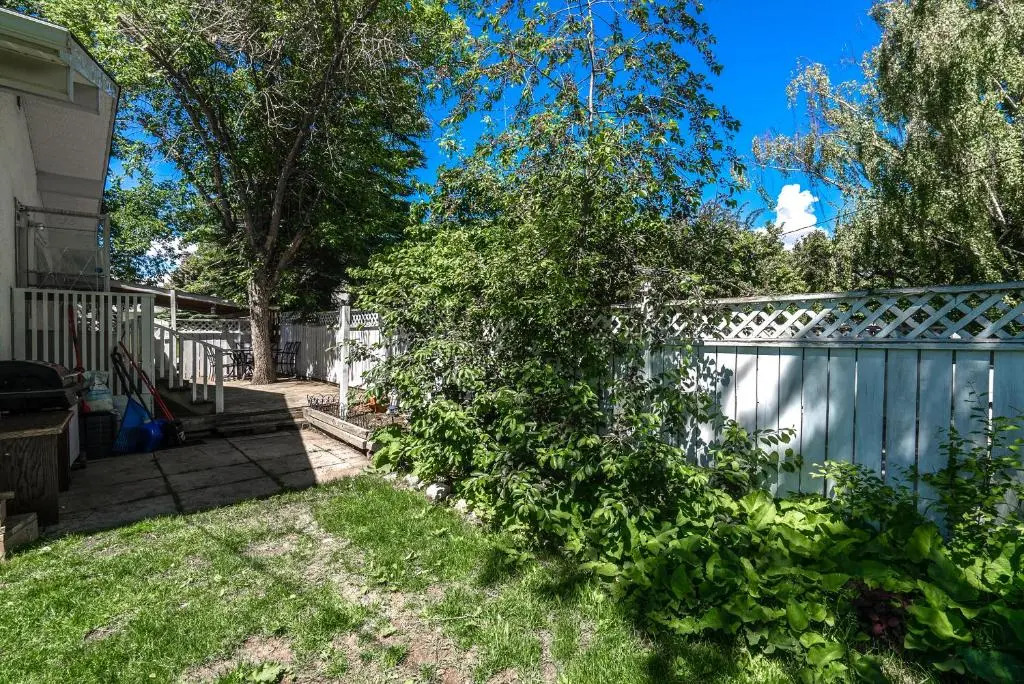 V-Home by Heritage park and Glenmore Reservoir