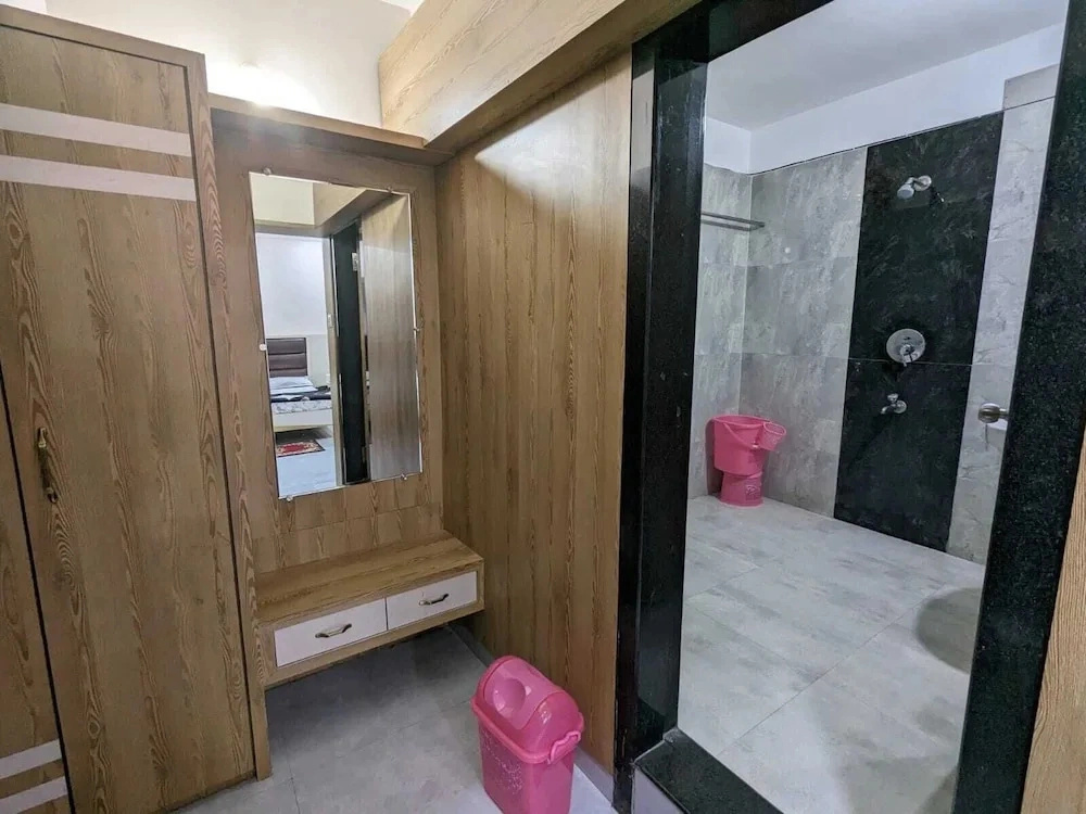 Hotel Shivneri