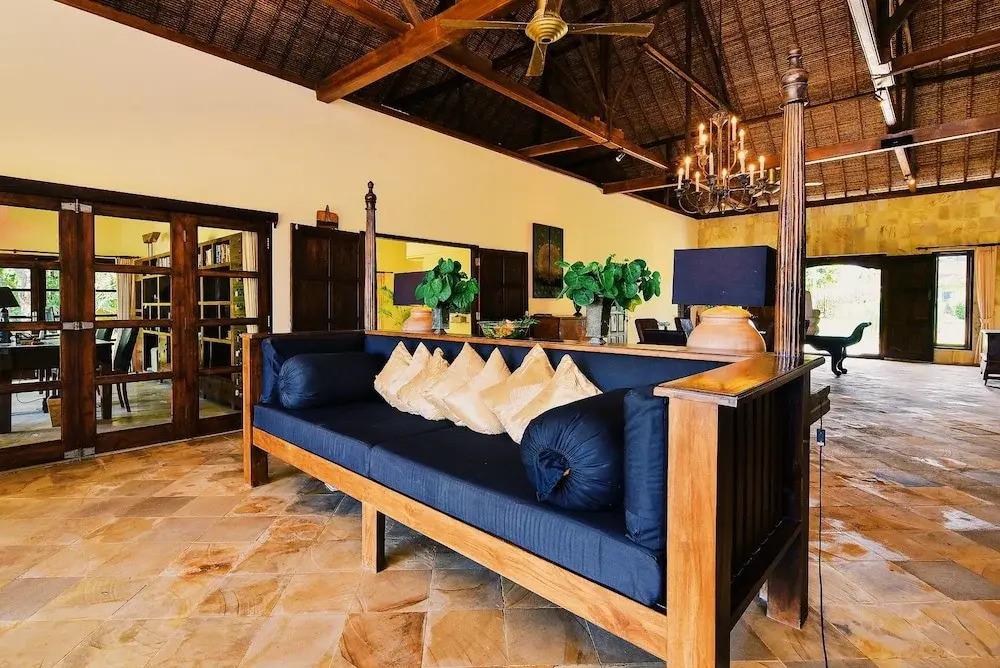 Villa Lotus