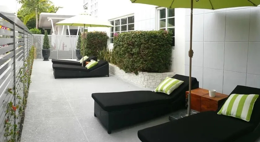 Sapphire South Beach