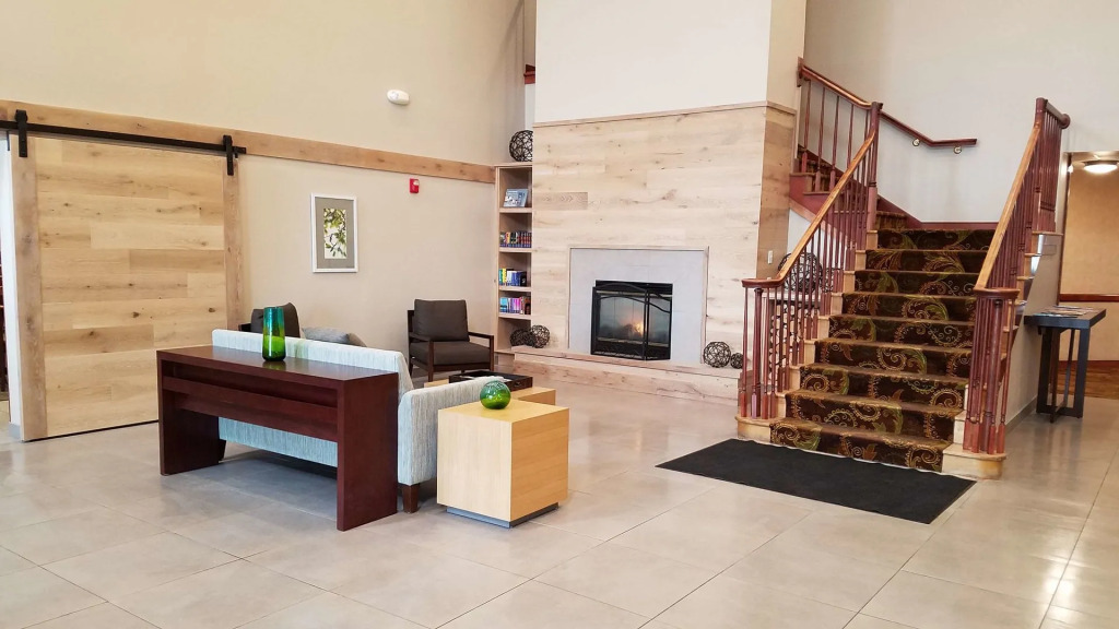 Country Inn & Suites by Radisson, Milwaukee West Brookfield , WI