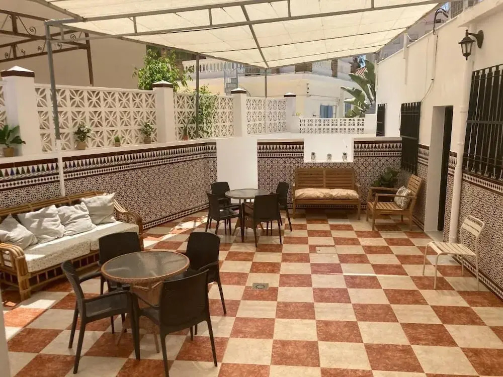Hostal Avenida by Bossh! Hotels