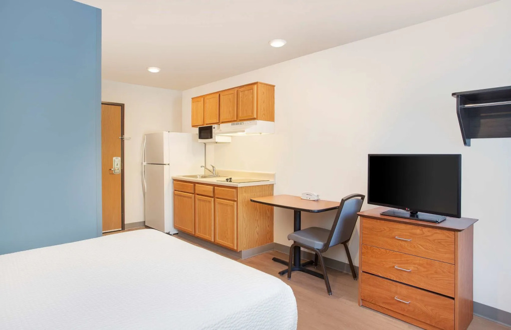 Studio 6 Extended Stay Fort Myers FL