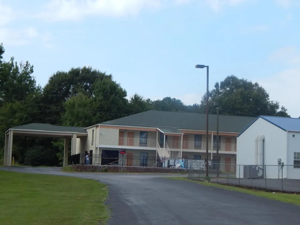 Magnolia Inn Laurens