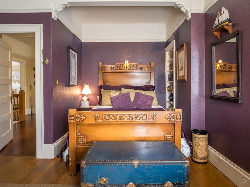 Joshua Inn Bed & Breakfast