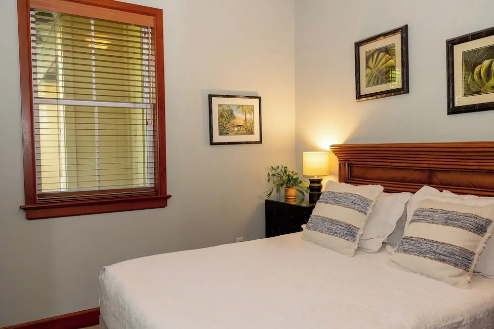 Kolea - Walk to Beach with Pool Access