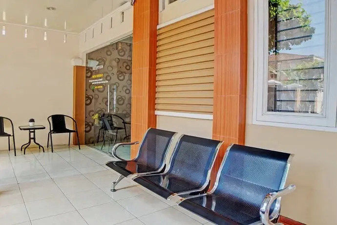 OYO 92584 Ardisha Homestay Syariah