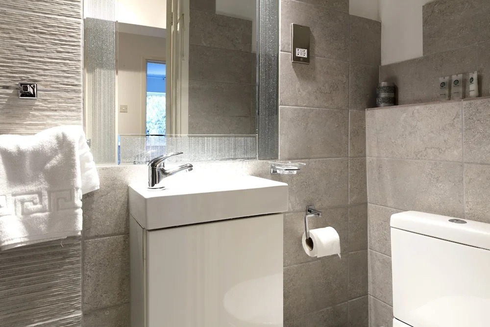 The Addenbrooke's Suite (Peymans)