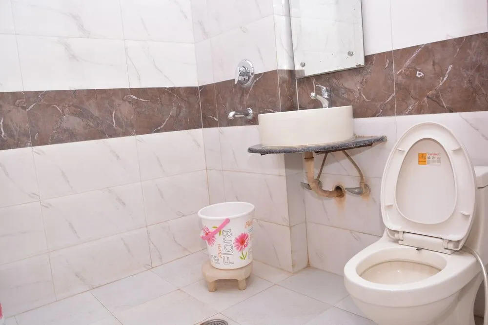Hotel Yatri International near new delhi railway station center delhi