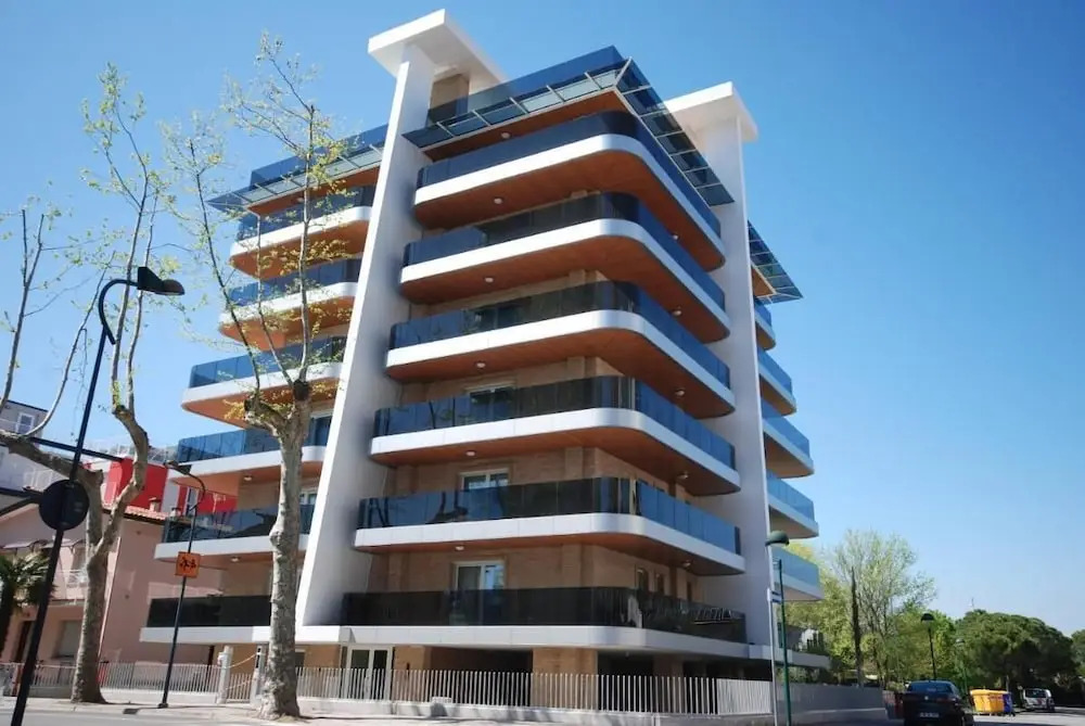 Elegant Residenza Monica 2 Two Bedroom C6 Sleeps 6