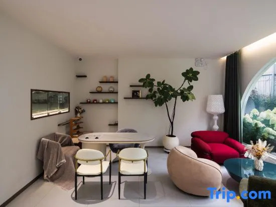 Muxishuli Villa · Half Mountain Sea View Resort (Dali Erhai
