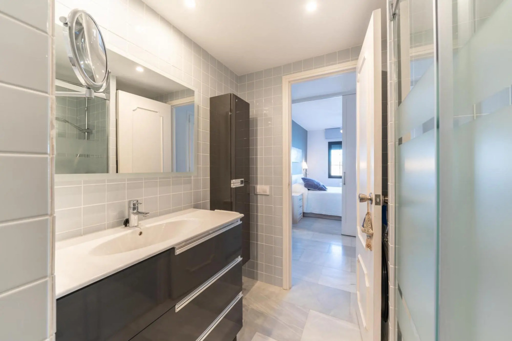 Lucia in L'Escala with 1 bedrooms and 1 bathrooms