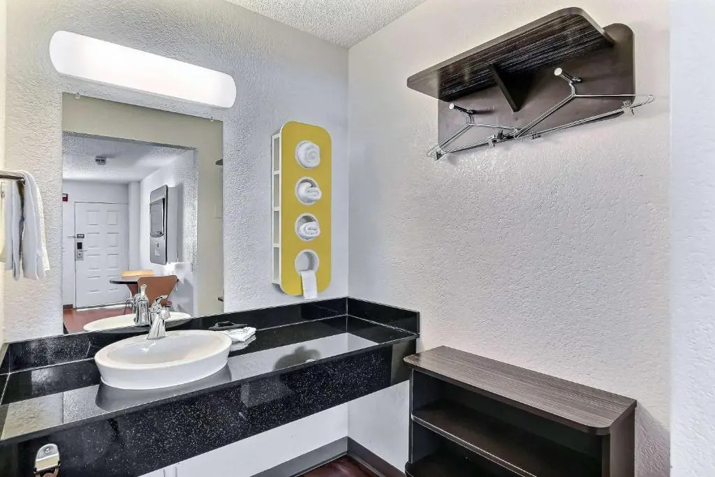 Motel 6 Oakland Airport