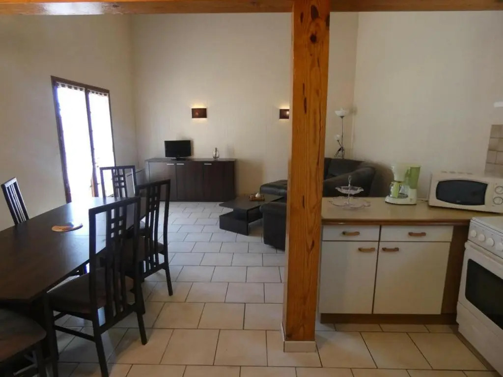 Gite Aire-sur-l'Adour, 4 pièces, 6 personnes - FR-1-360-180