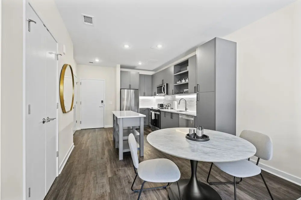 Placemakr Cathedral Heights