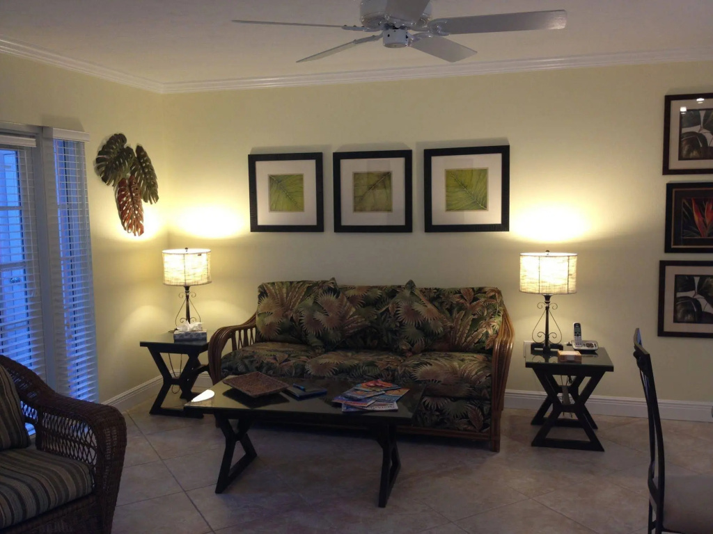 Siesta Palms By the Beach