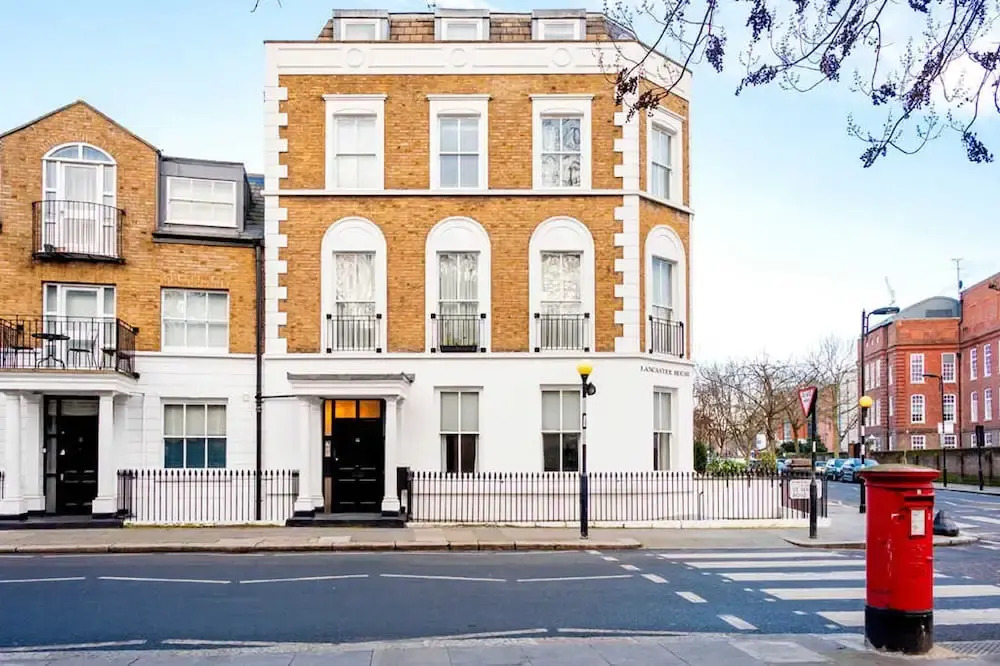 The Urban Minimalist- Notting Hill 2 Bed
