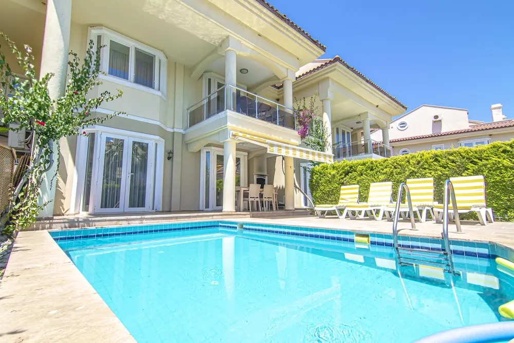 Pearl Villas