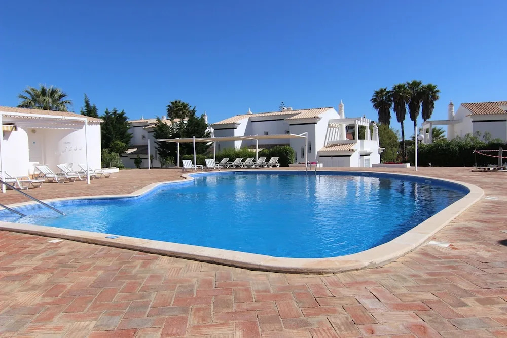Delightful single-storey villa, private pool, free air conditioning and wifi