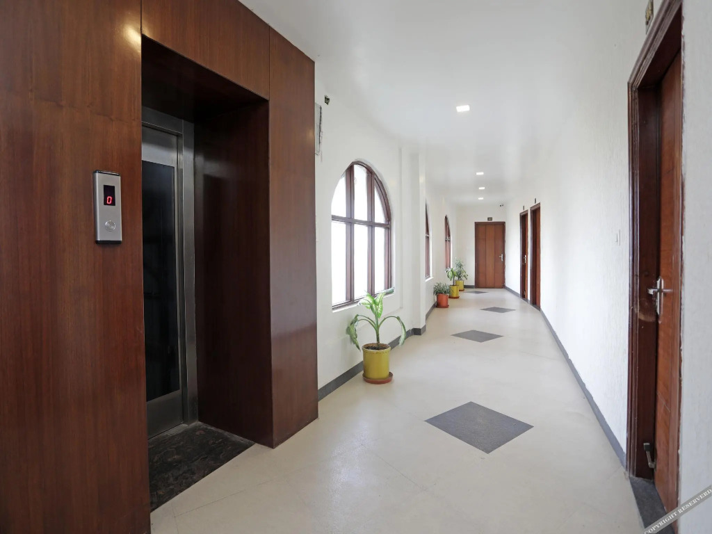 Fabhotel Kanta Shrawan Arcade