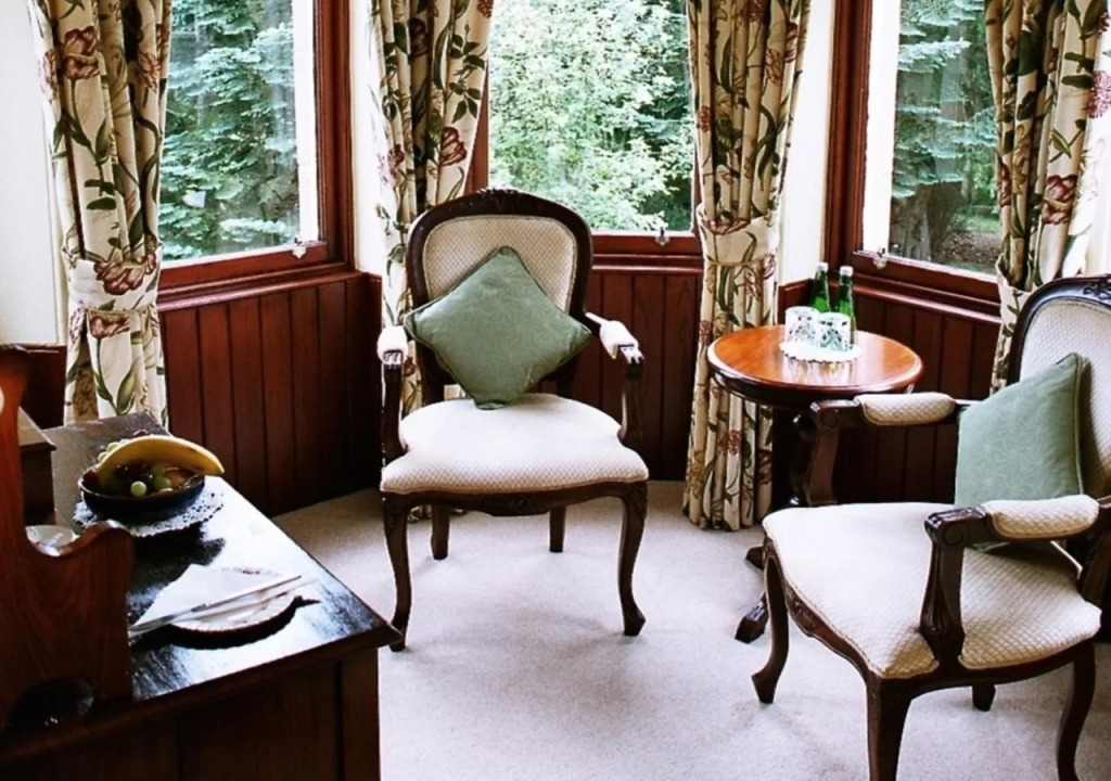 Tigh na Sgiath Country House Hotel