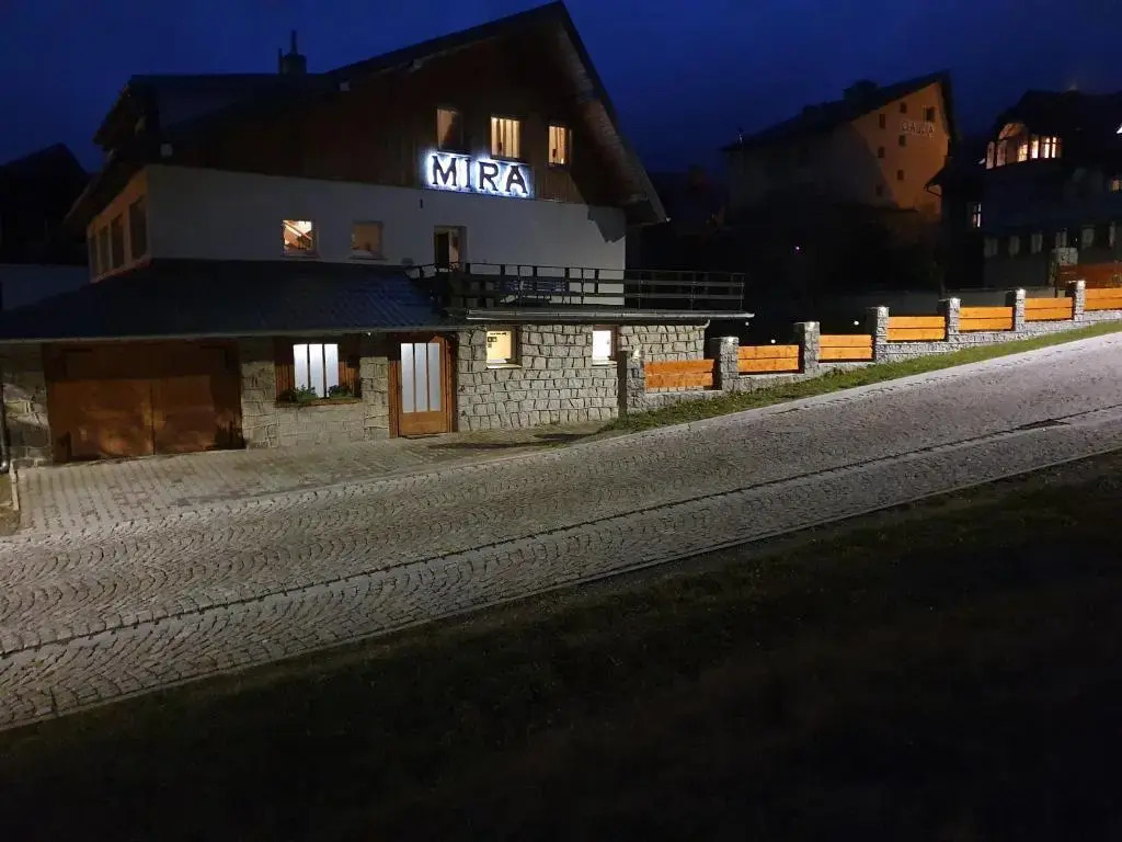 Mira