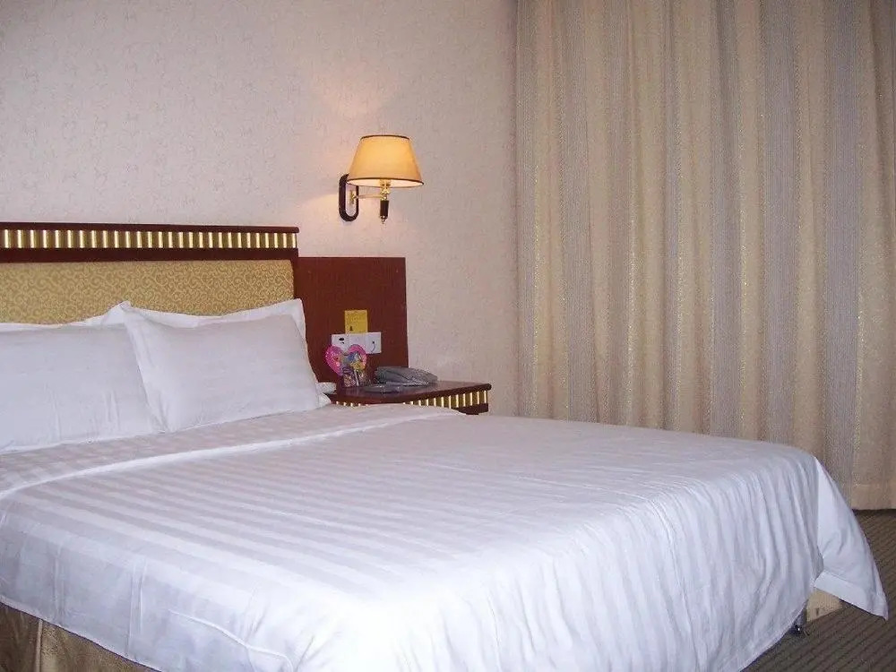 Yintong Zhi Lv Hotel - Shenzhen