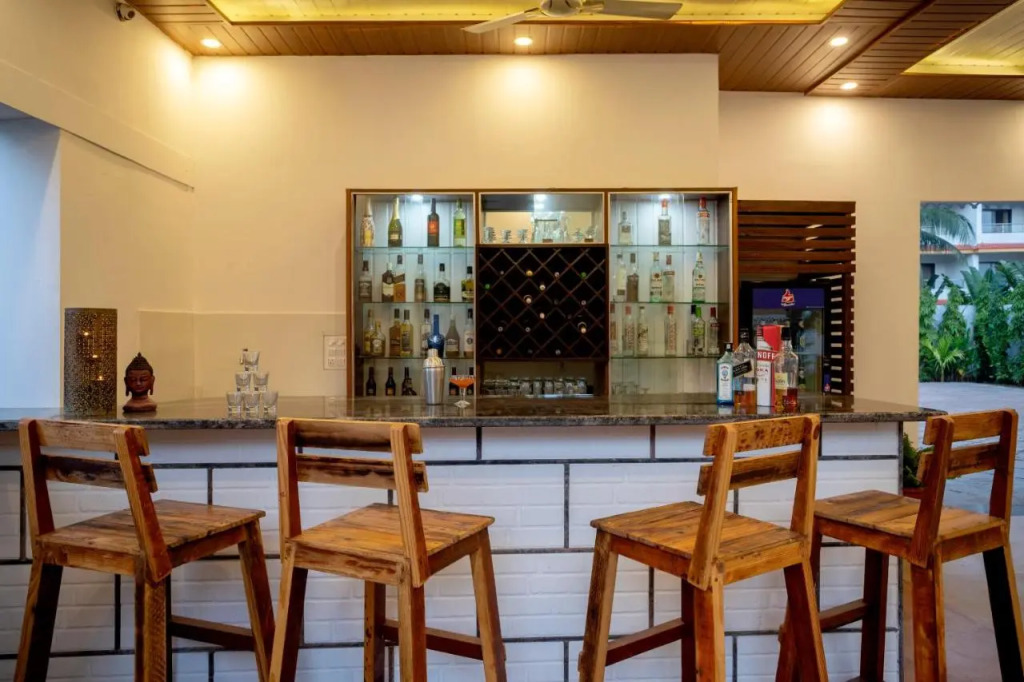 La Vaiencia Beach Resort, Morjim