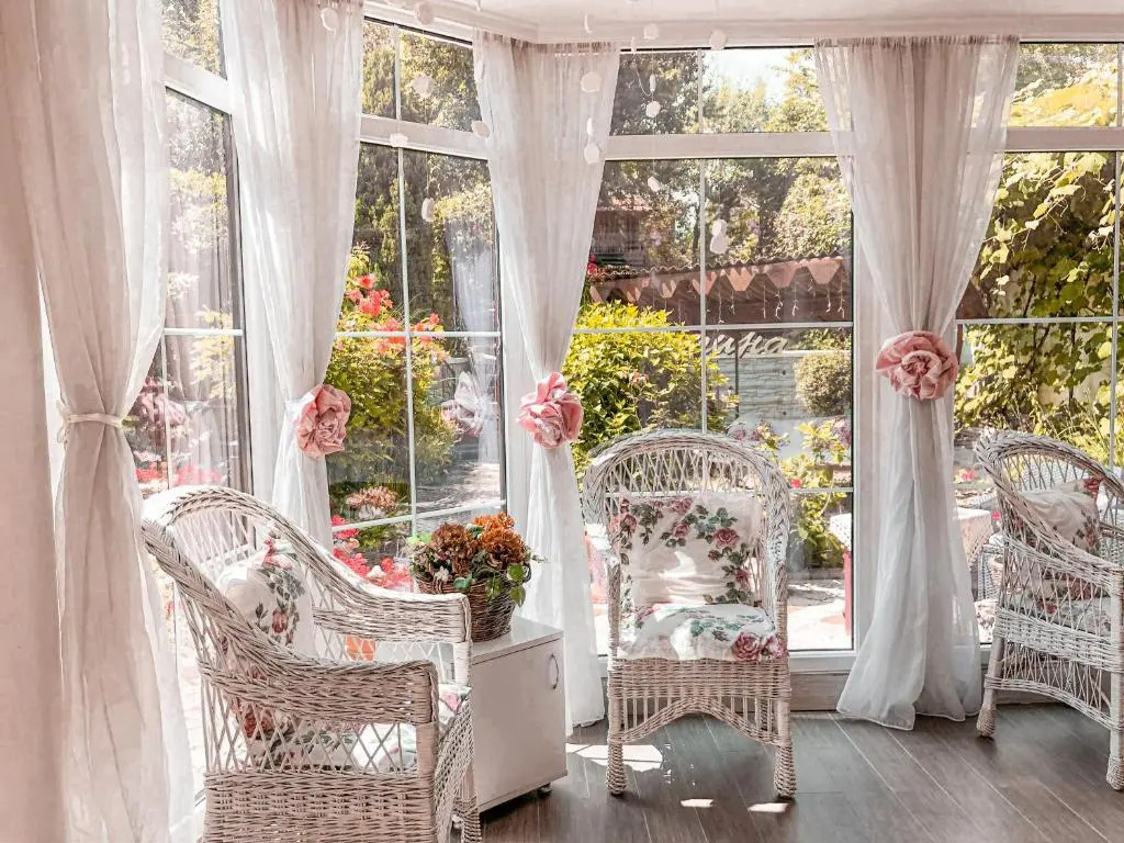 Vip Sadyba Svalyava