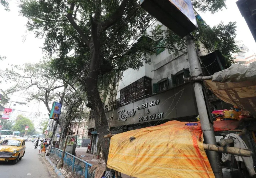 Golden Inn By OYO Rooms