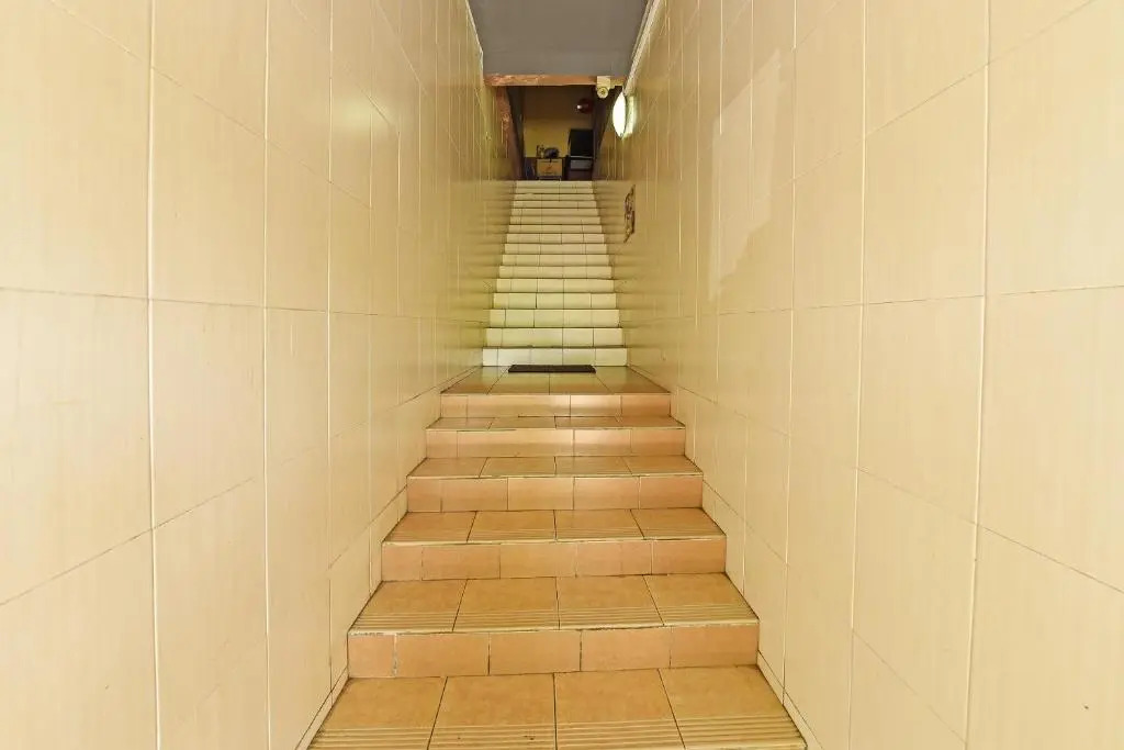 OYO 89656 Melati Hotel Nilai