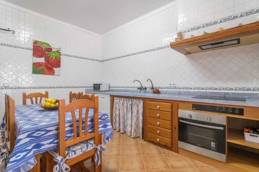 Sa Cumuna in Campos With 3 Bedrooms and 2 Bathrooms