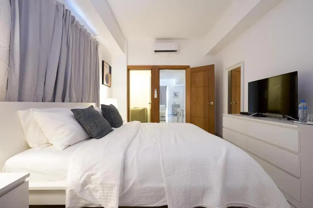 Brand New Harmony Condo with Pool & Gym in La Julia