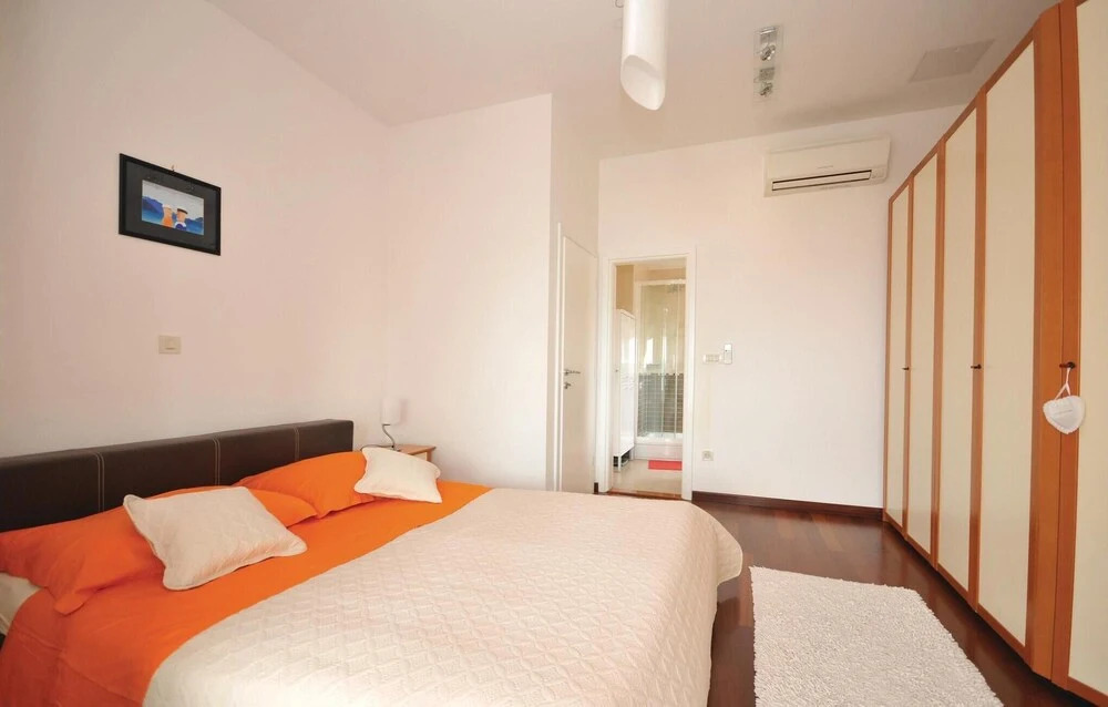 Awesome Home in Trogir With Wifi and 4 Bedrooms