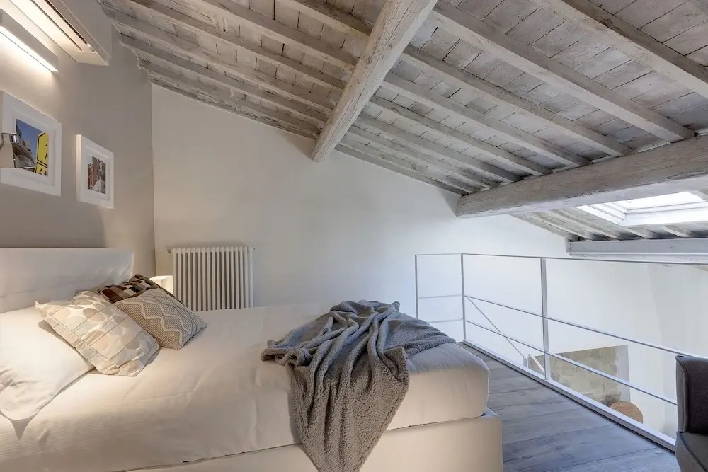 Mamo Florence - St. Elizabeth Tower Apartment