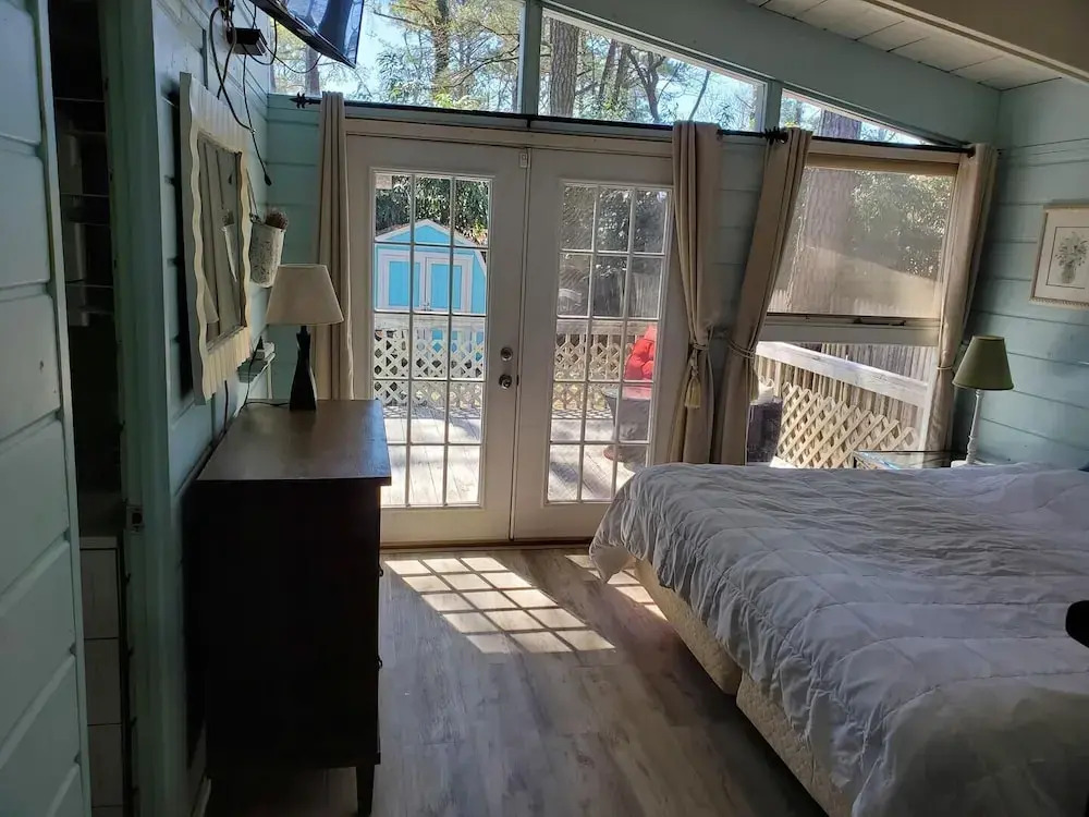 Carolina Street 200